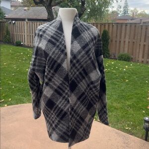 🧥 Cozy Oversized Plaid Wool-Blend Jacket Quiet Luxury Minimalist Layering Coat M